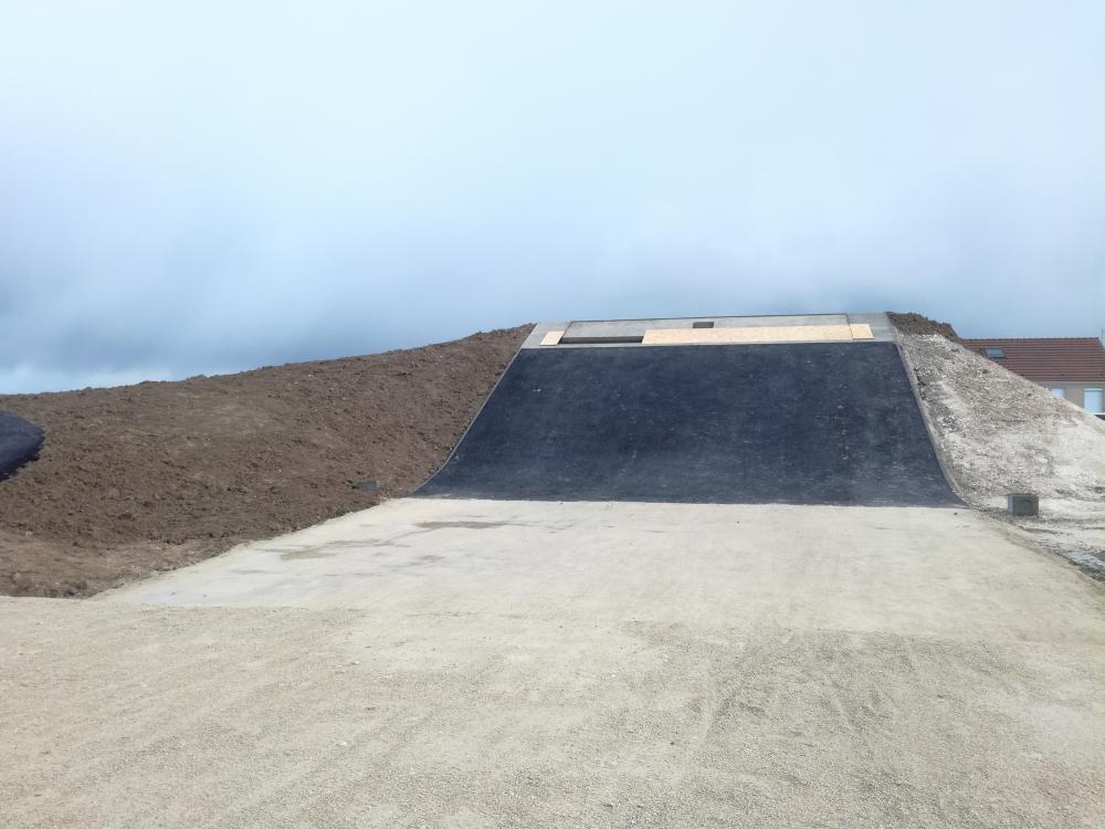 Bute de départ de la piste de Bmx